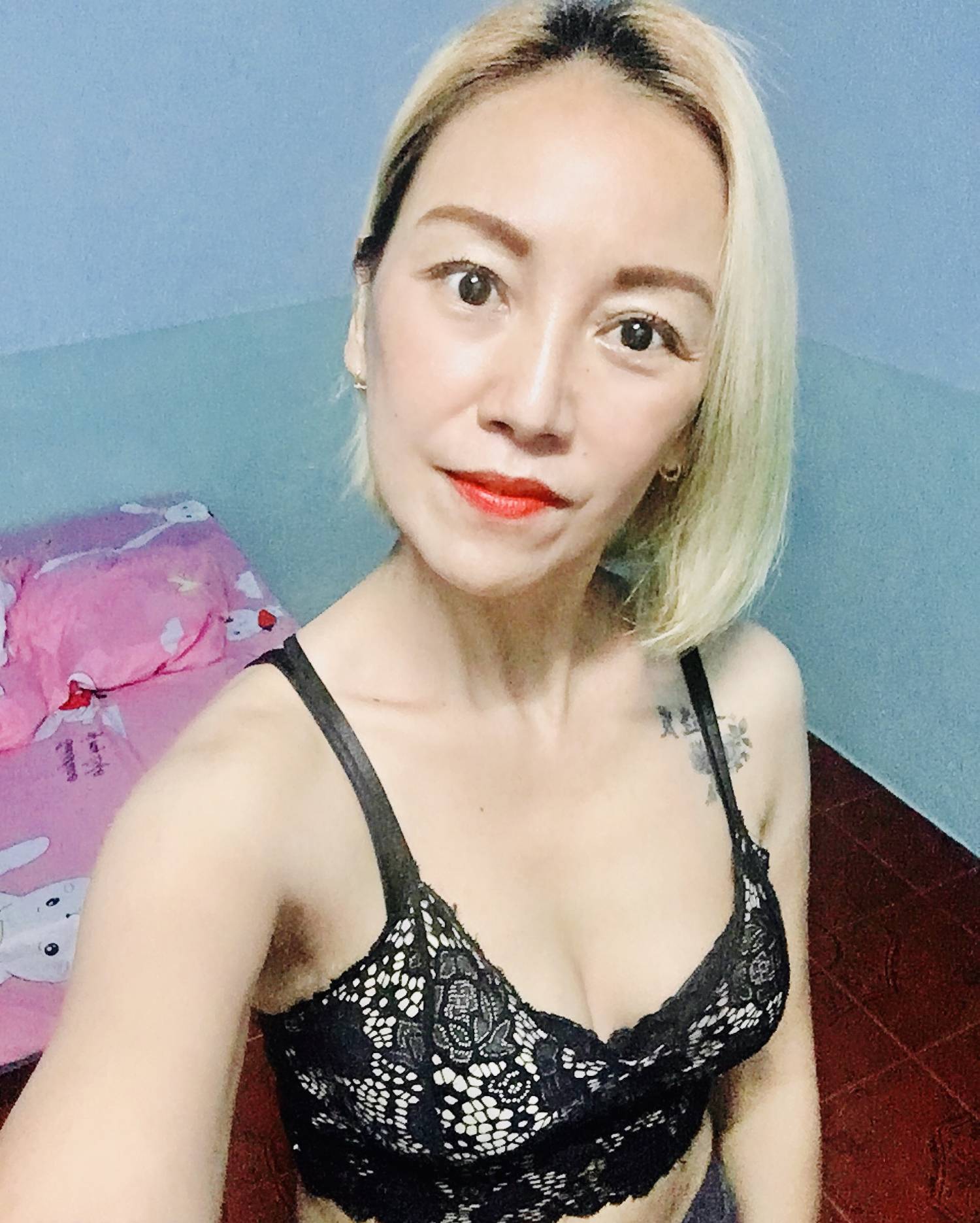 Monica's personal blog photo 1 added Thursday the 17th of June 2021